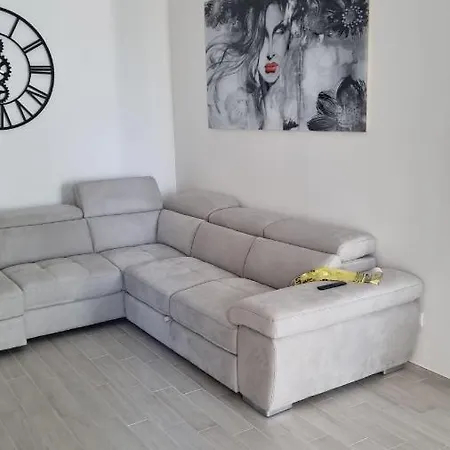 Apartamento Thais *